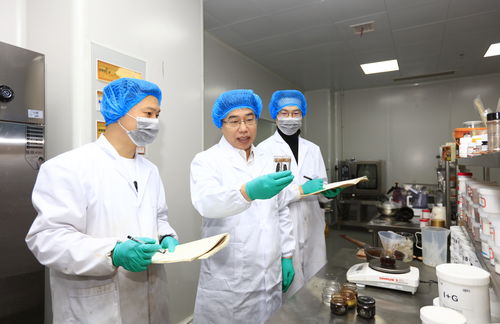 發(fā)展水產(chǎn)加工行業(yè)與信息咨詢服務(wù) 為人類健康保駕護(hù)航