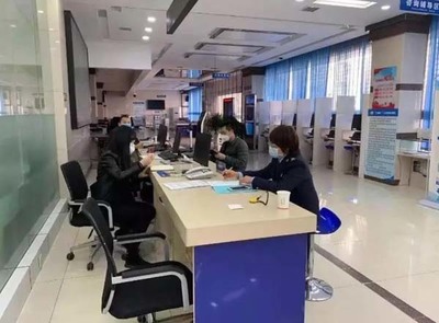 稅務(wù)部門嚴(yán)守防疫陣地 精準(zhǔn)施策保障稅收工作高效運(yùn)轉(zhuǎn)